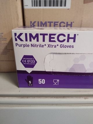 GUANTES DE LABORATORIO 