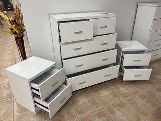 CONJUNTO DE COMODA + 2 MESITAS DE NOCHE ¡NUEVO!