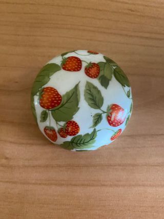 vasetto in ceramica con coperchio
