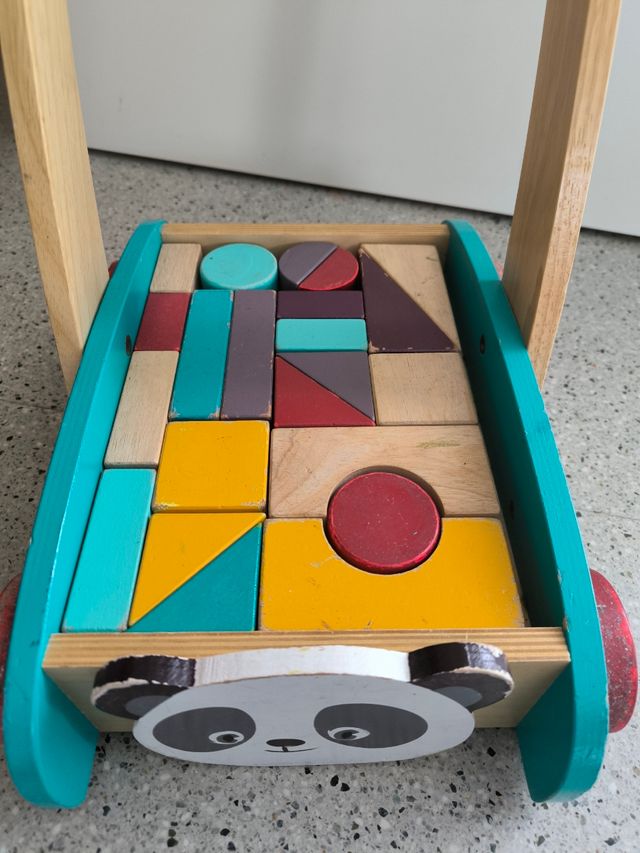 Correpasillos madera, construccion