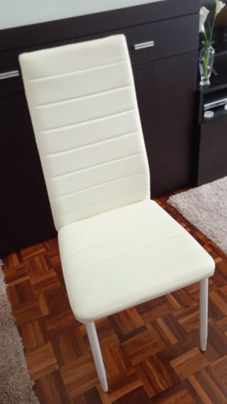 4 Sillas Comedor Blancas (recoger en Pontevedra)