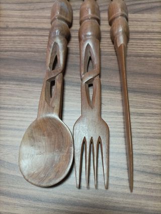 Cubiertos de madera tallados - 3 piezas