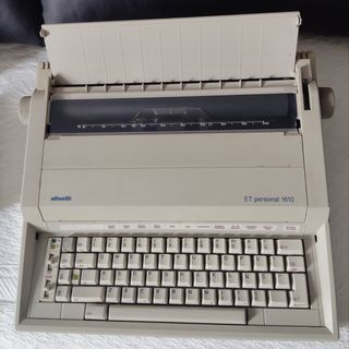 Máquina de escribir.