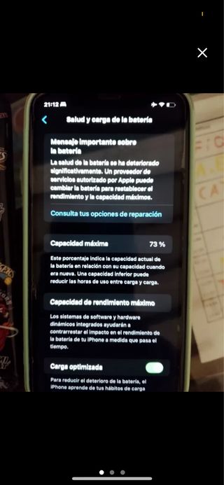 iPhone 11 blanco, como nuevo.