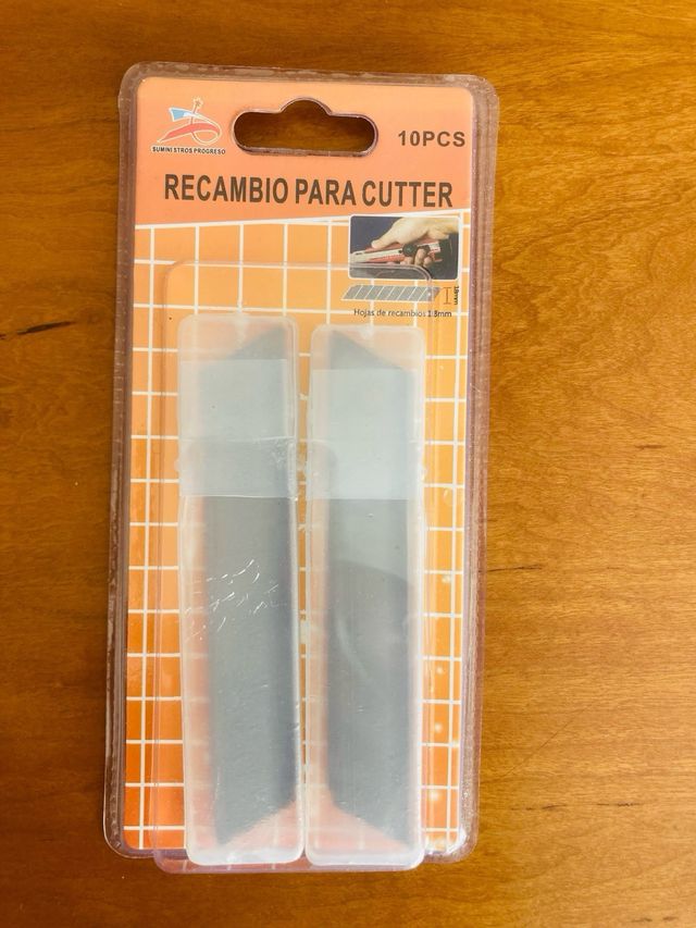 Cutter 18mm KATENAI + 10 hojas