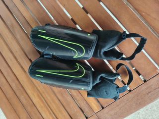 Espinilleras Nike Charge (Futbol)
