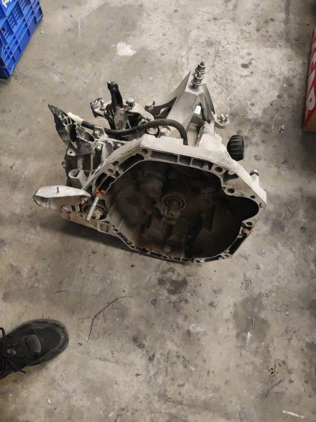 Caja cambios Renault Dacia 5 marchas