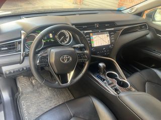 Toyota Camry luxury