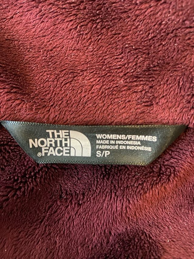 Giubbotto North Face Bordeaux molto caldo e impermeabile