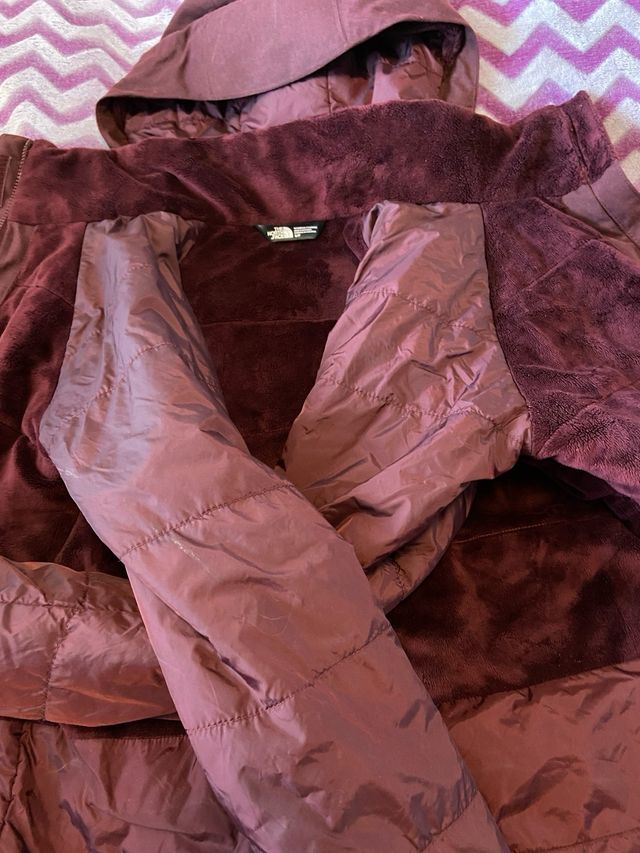 Giubbotto North Face Bordeaux molto caldo e impermeabile