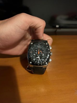 Reloj Seiko Sportura Kinetic Cronógrafo