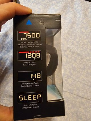 Vìvofit fitness band by GARMIN