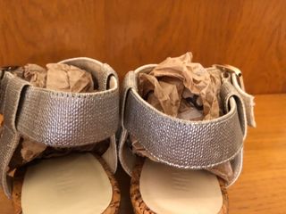 BIMBA Y LOLA  sandalias brillo dorado 40