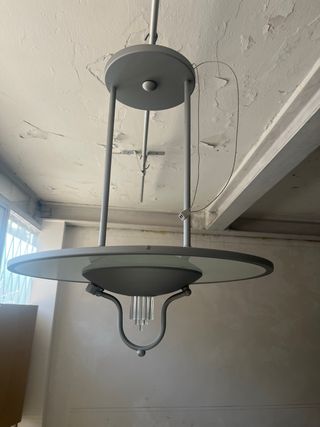 Lampara con regulador de intensidad de luz