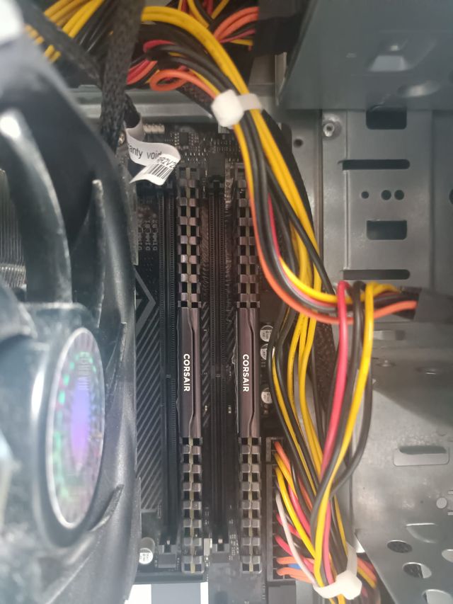 RYZEN 5, 16GB RAM, PC COMPLETO