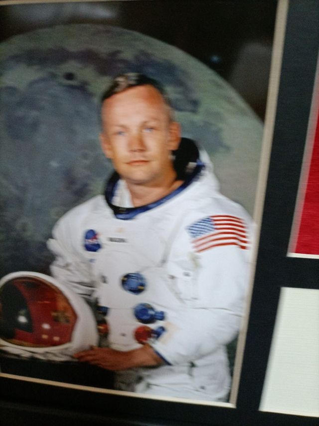 Autógrafo Neil Armstrong - Apolo 11