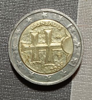 Diferentes monedas de 2 euros