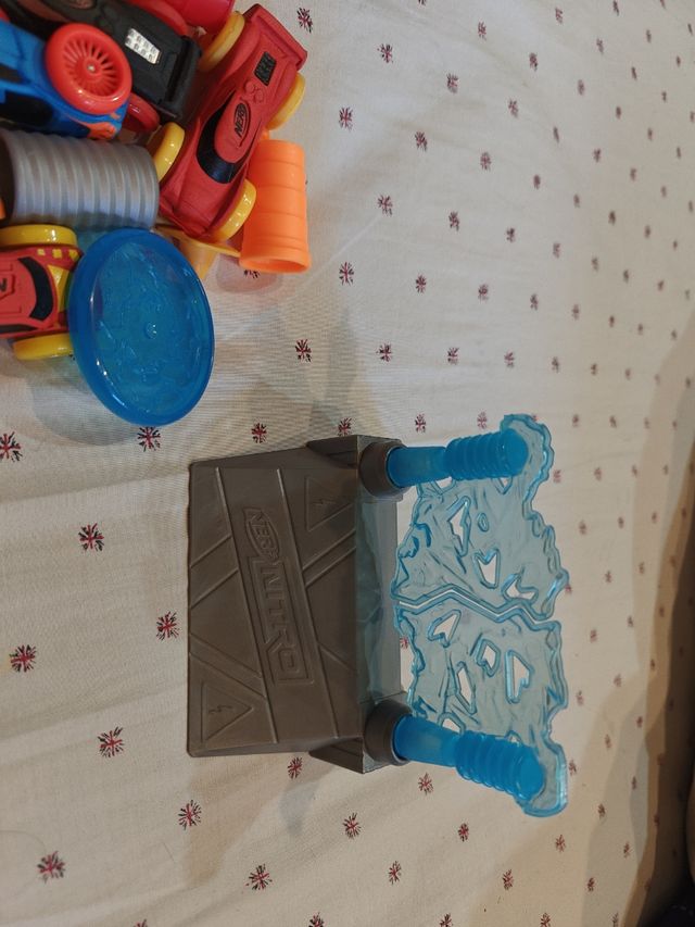 Nerf Nitro: 2 Lanzadores + Coches