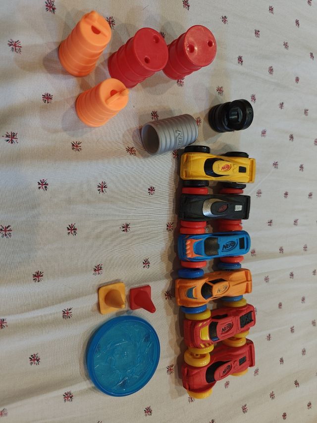 Nerf Nitro: 2 Lanzadores + Coches