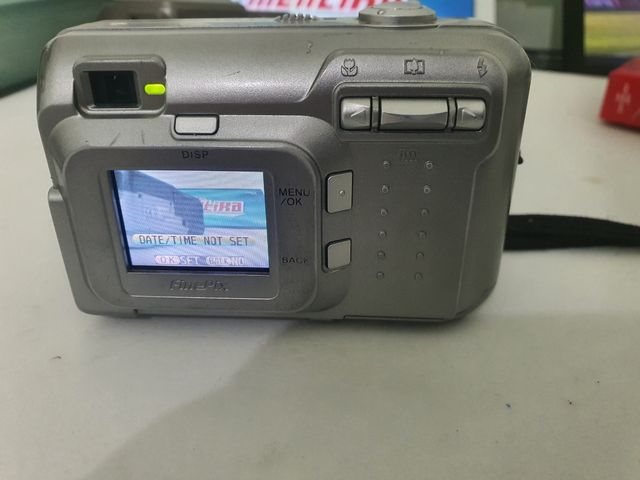 Cámara de fotos FinePix A210