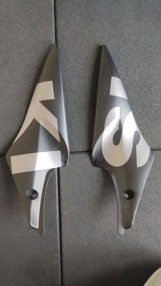 Tapas Suzuki GSXR 600 izquierda y derecha