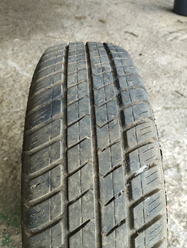 Llanta aluminio Fiat 13" usada