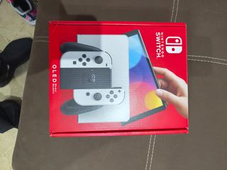 Nintendo Switch OLED Blanca perfectas condiciones
