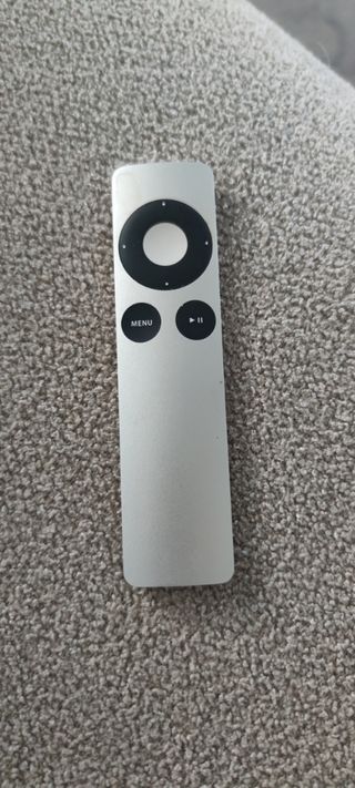 Mando Apple TV Buen estado