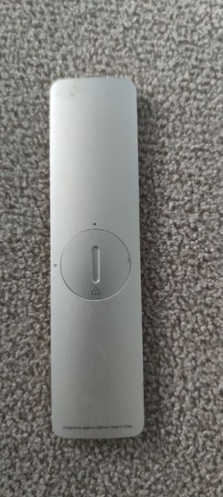 Mando Apple TV Buen estado