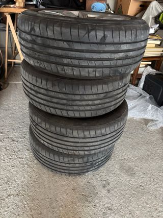 Llantas