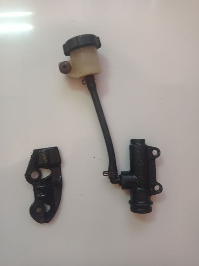 Bomba de freno Rieju RR