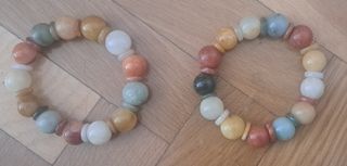 Pulseras artesanales de piedras naturales