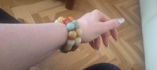 Pulseras artesanales de piedras naturales