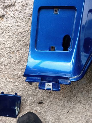 Carena scudo interno anteriore Piaggio Hexagon 150