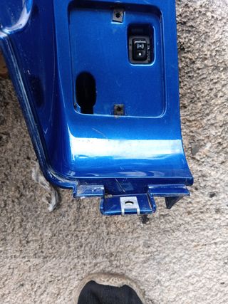 Carena scudo interno anteriore Piaggio Hexagon 150