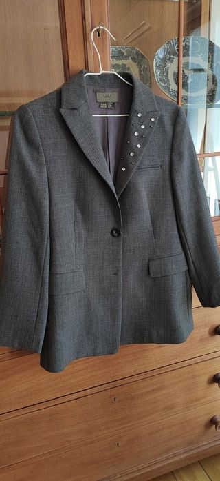 Chaqueta gris talla 38