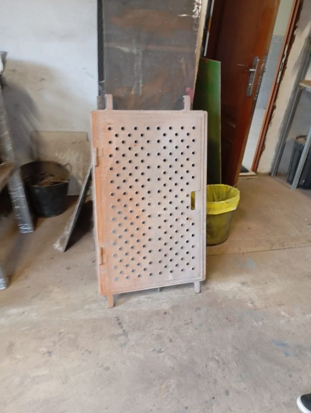 SE VENDEN PLATAFORMAS DE ANDAMIO CON PUERTA