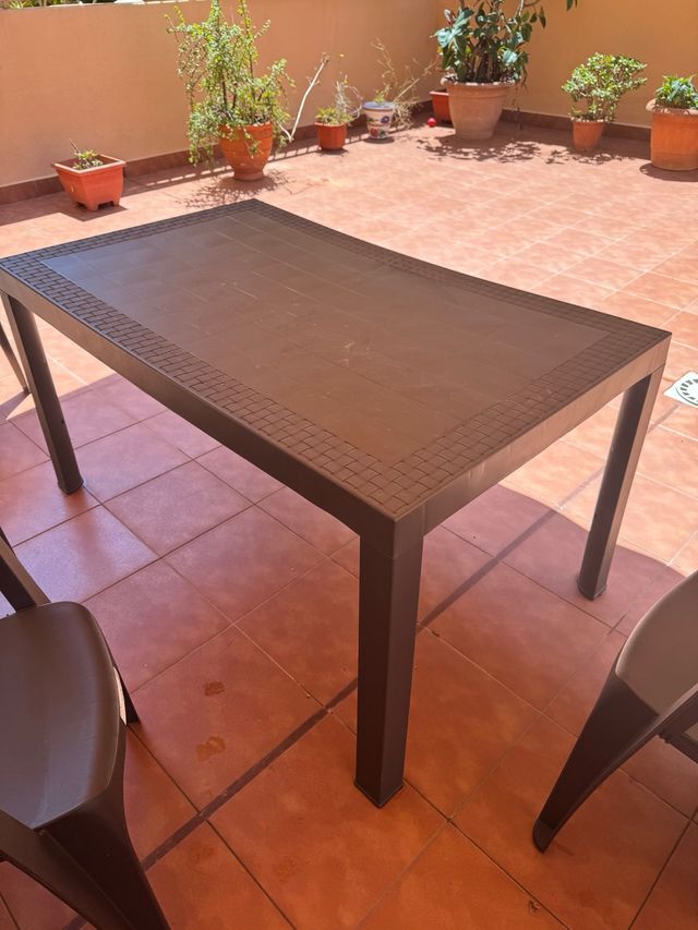 Mesa de jardín o terraza marrón - wengué