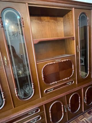 Mueble salón madera - vitrina (Torrelavega)