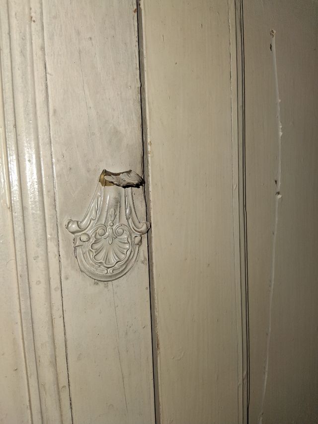 ANTIGUA PUERTA PLEGABLE DE VENTANA