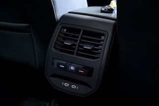 Seat Leon   SP 2.0 TDI 110kW DSG Style Launch P Nav 