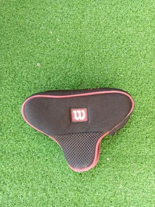 Funda para palo de golf Putter Wilson Deep Red