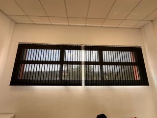 Tenda a schermo verticale in fibra di vetro Corti