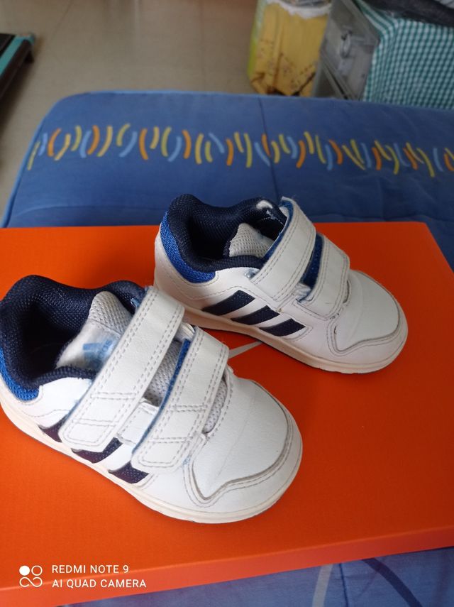 Zapatillas Adidas niño velcro