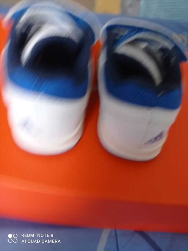 Zapatillas Adidas niño velcro