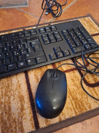 Tastiera più mouse DELL