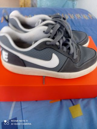 Zapatillas Nike grises - Niño