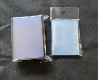 Toploader con bordo nero & Sleeves Standard Size