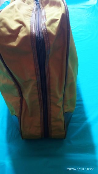 Bolsa de viaje grande.