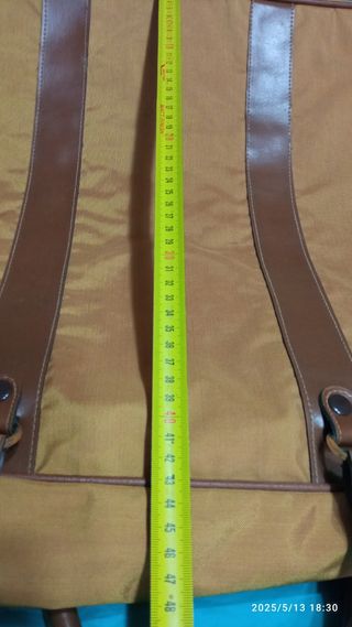 Bolsa de viaje grande.